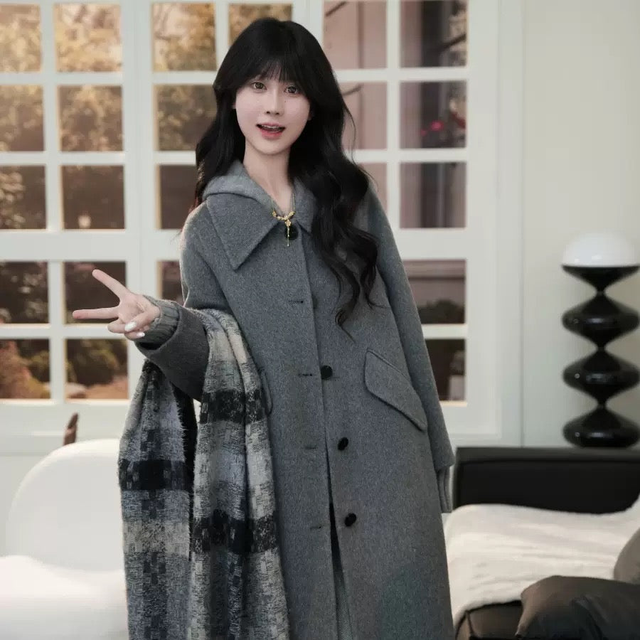 250 Lady Coat - High-Quality for Autumn and Winter